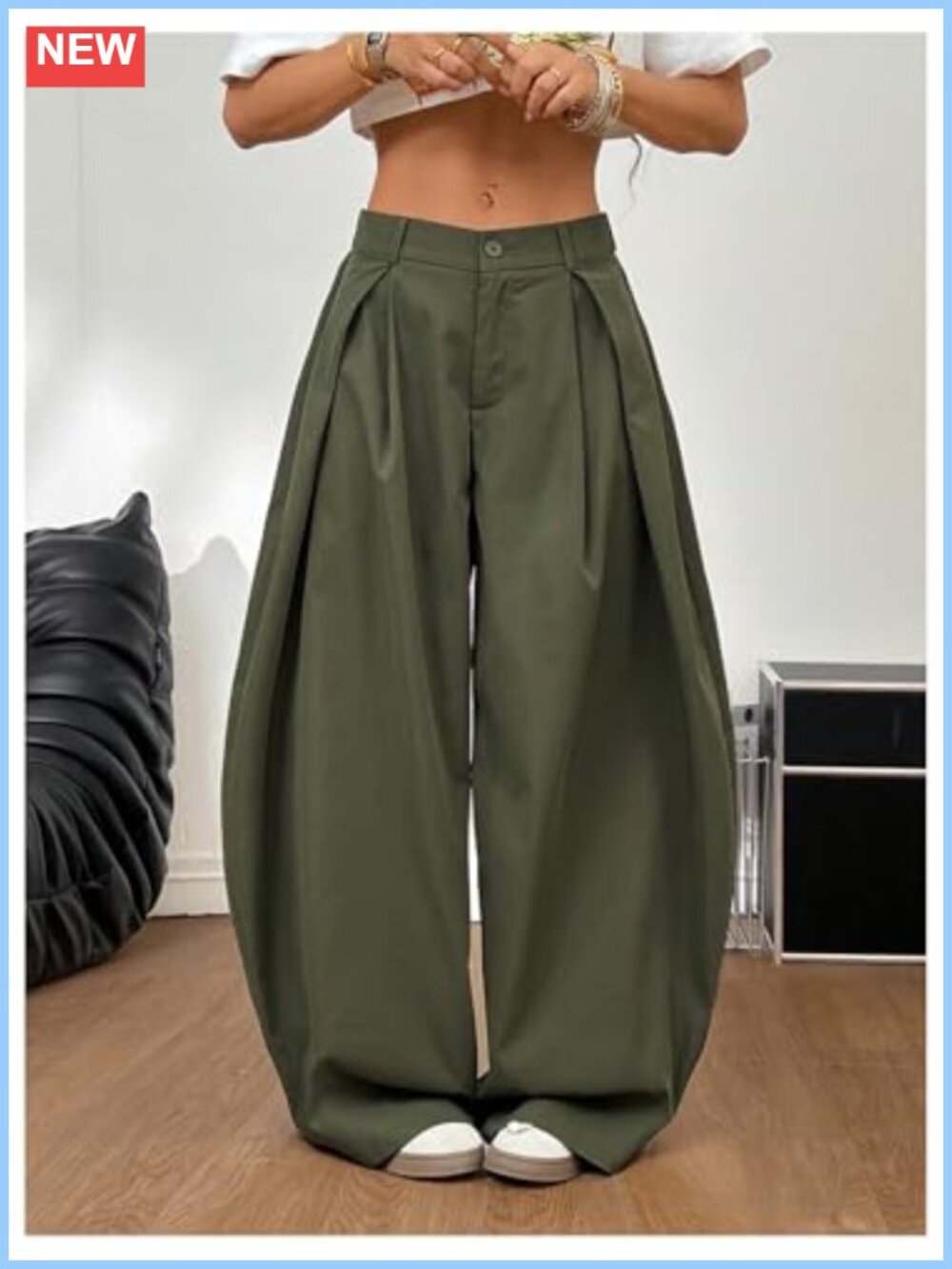 GORGLITTER Women's Barrel Pleated Oversized Wide Leg Cargo Pants - Picture 3 of 5